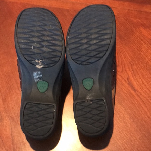 Ariat tan brown leather clogs shoes size 7.5B - Picture 9 of 14